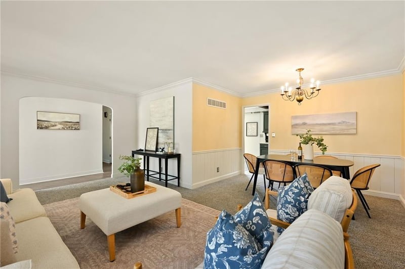 5831 87th Ter, Overland Park, KS 66207