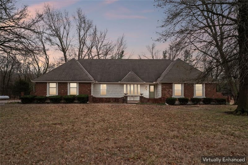 28885 W 223rd St, Spring Hill, KS 66083