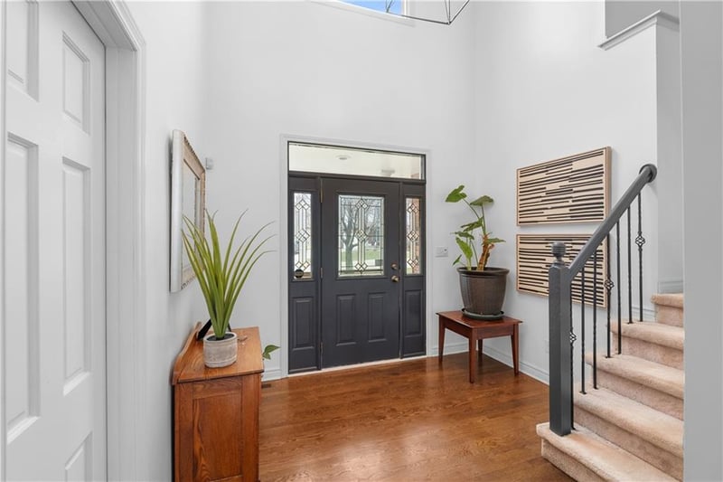 313 Bridlewood Ct, Lee's Summit, MO 64081