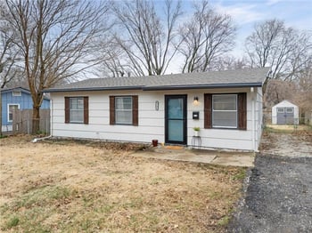 4705 Melody Ln, Kansas City, KS 66106