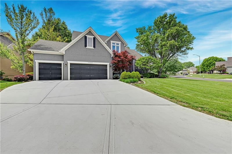 14500 Outlook St, Overland Park, KS 66223