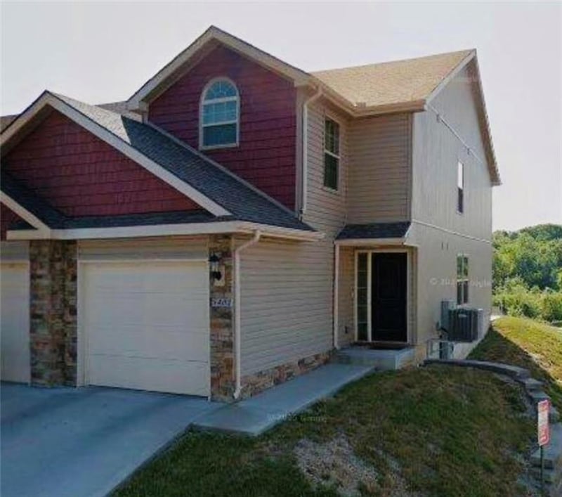 5401 Hickory St, Kansas City, MO 64118