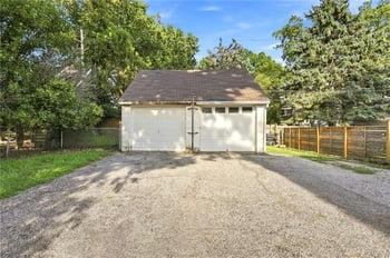 3413 W Coleman Rd, Kansas City, MO 64111