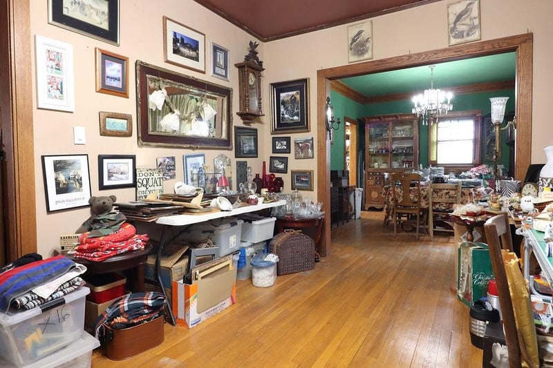 3635 Bell St, Kansas City, MO 64111