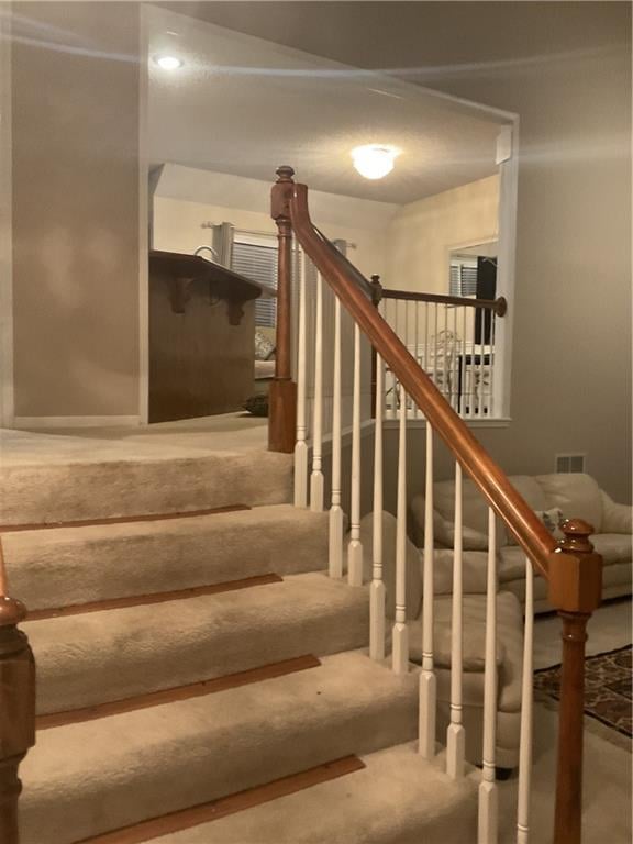 10126 Highland Ter, Kansas City, MO 64155