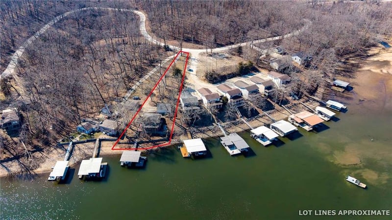 32445 Green Hills Rd, Gravois Mills, MO 65037