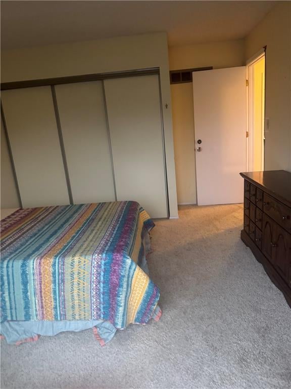 12757 109th St, Overland Park, KS 66210