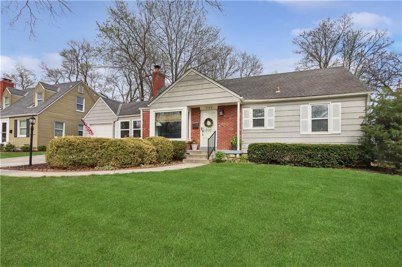 5123 Clark Dr, Roeland Park, KS 66205