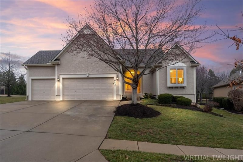 19430 98th St, Lenexa, KS 66220
