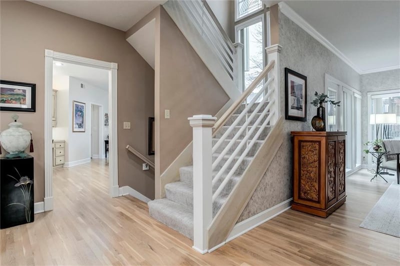 12412 Beverly St, Overland Park, KS 66209