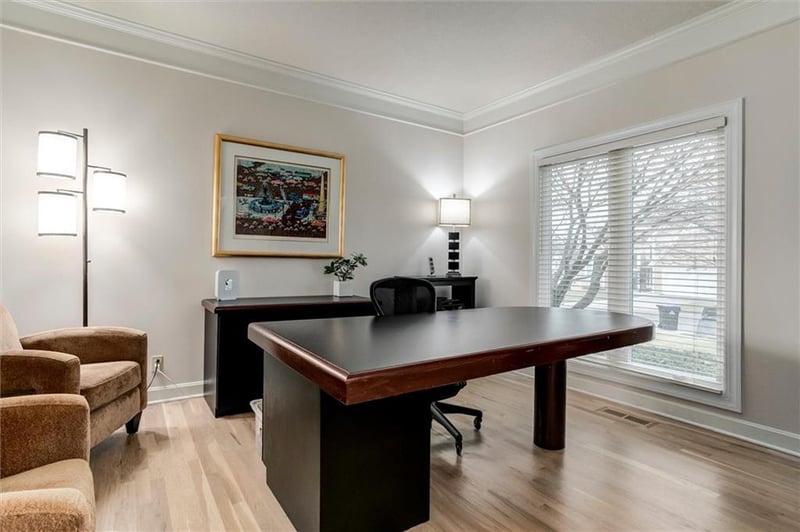 12412 Beverly St, Overland Park, KS 66209