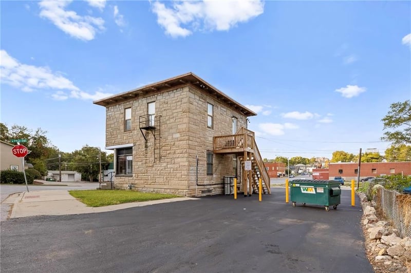 225 N 7th St, Kansas City, KS 66101
