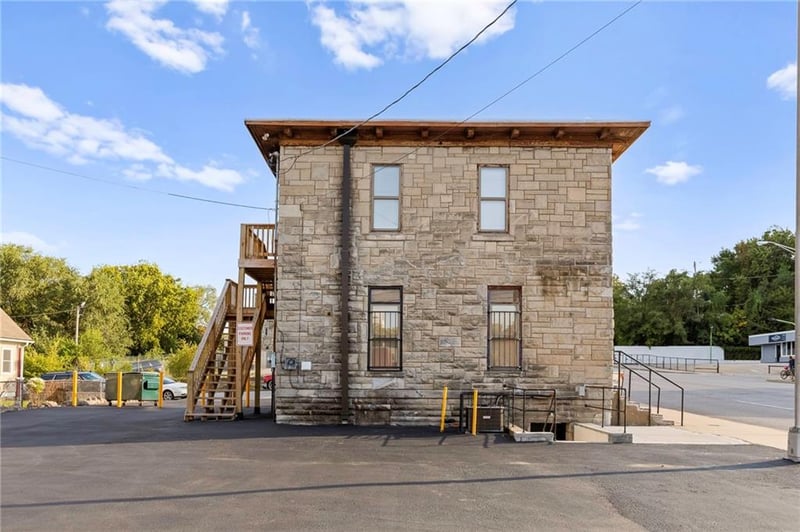 225 N 7th St, Kansas City, KS 66101
