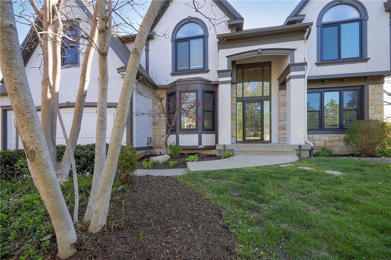 14413 Perry St, Overland Park, KS 66221