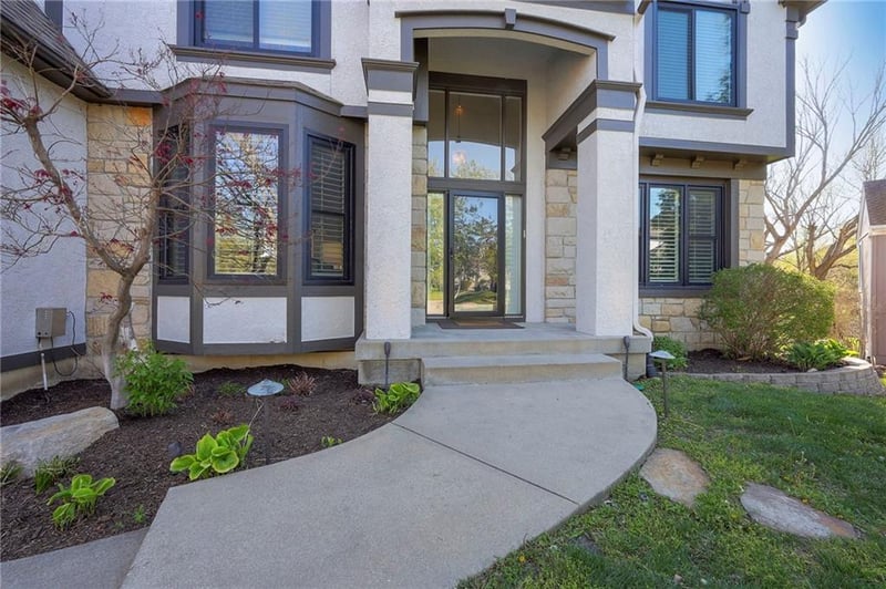 14413 Perry St, Overland Park, KS 66221