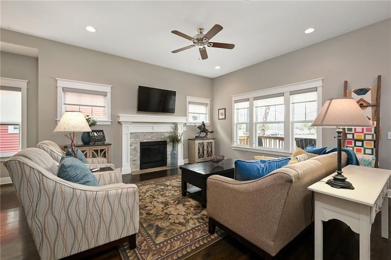 3344 Arena St, Lee's Summit, MO 64081