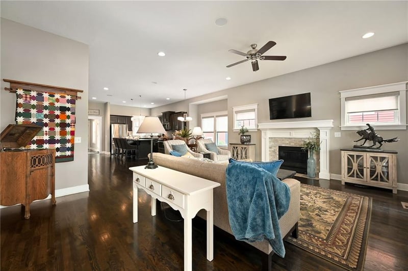 3344 Arena St, Lee's Summit, MO 64081