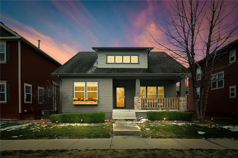 3344 Arena St, Lee's Summit, MO 64081