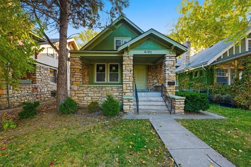 4107 Kenwood Ave, Kansas City, MO 64110