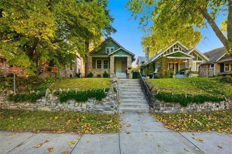 4107 Kenwood Ave, Kansas City, MO 64110