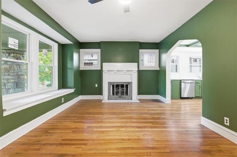 4107 Kenwood Ave, Kansas City, MO 64110