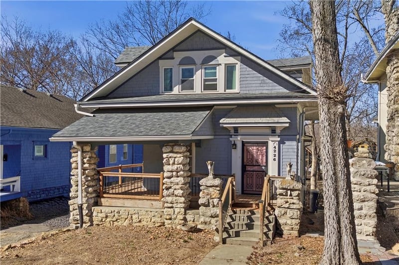 4226 Charlotte St, Kansas City, MO 64110
