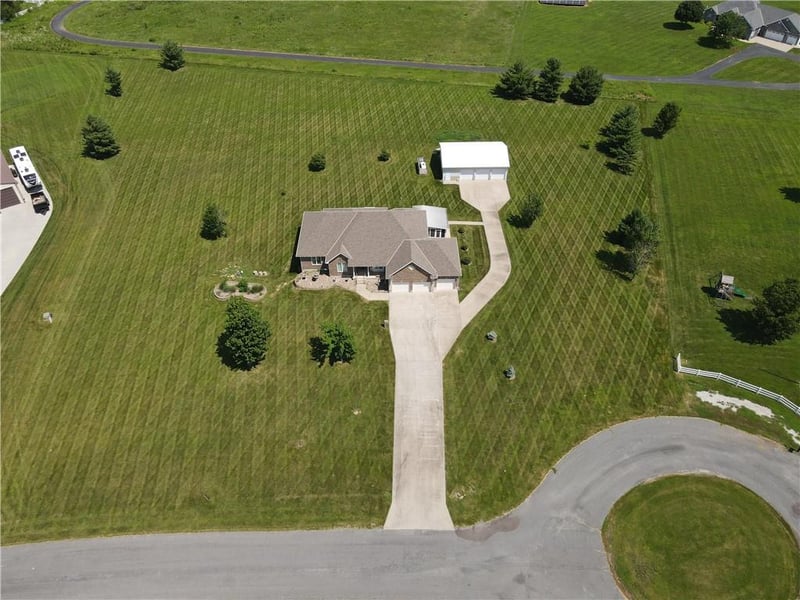 19104 Autumn Ln, Pleasant Hill, MO 64080