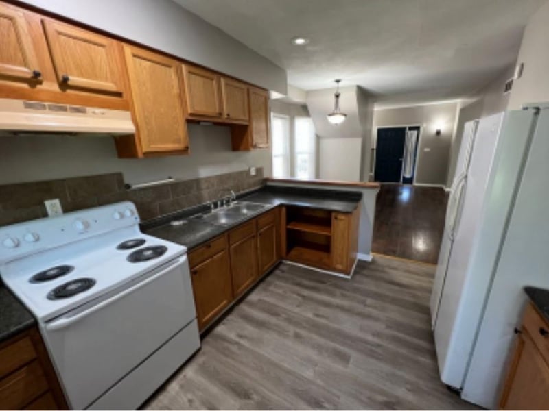 3421 24th St, Kansas City, MO 64127