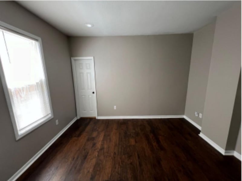 3421 24th St, Kansas City, MO 64127