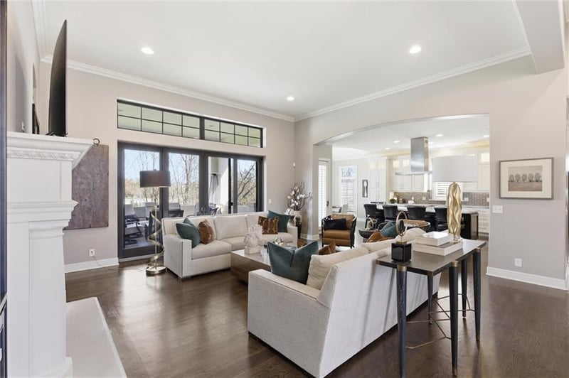 14301 Cedar St, Leawood, KS 66224