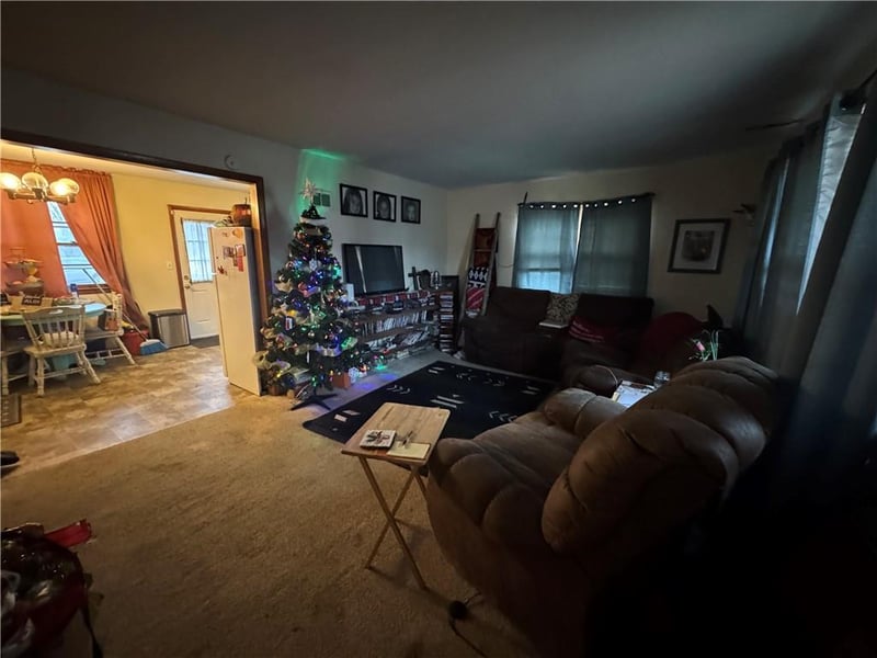 801 16th St, Blue Springs, MO 64015