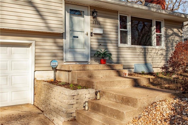 8800 Kentucky Ave, Kansas City, MO 64138