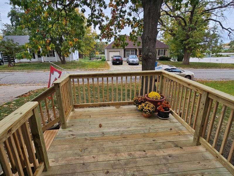 716 Hurt St, Liberty, MO 64068