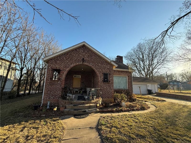 717 Poplar St, Independence, KS 67301