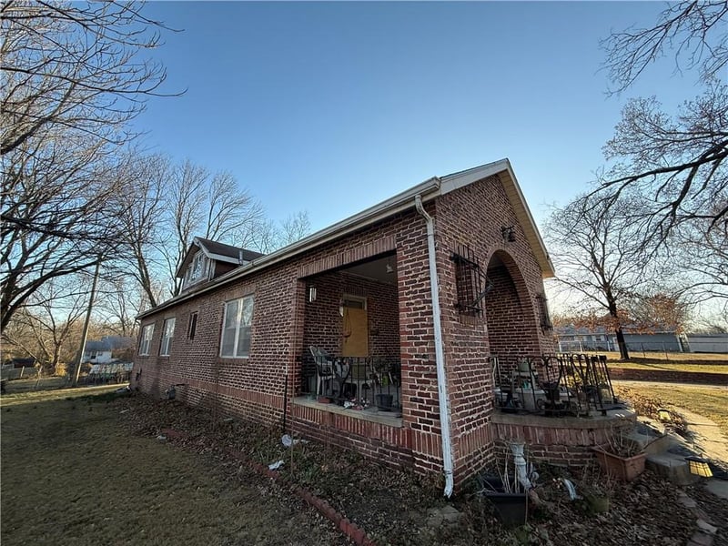 717 Poplar St, Independence, KS 67301