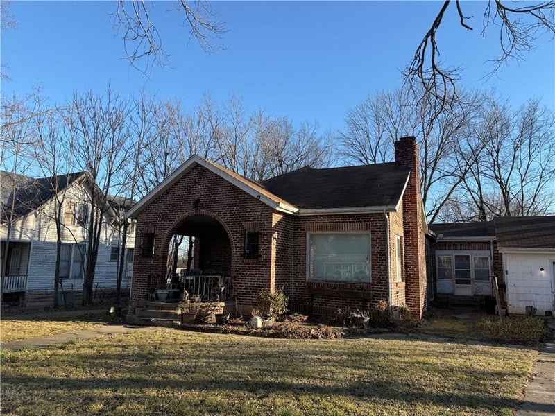 717 Poplar St, Independence, KS 67301
