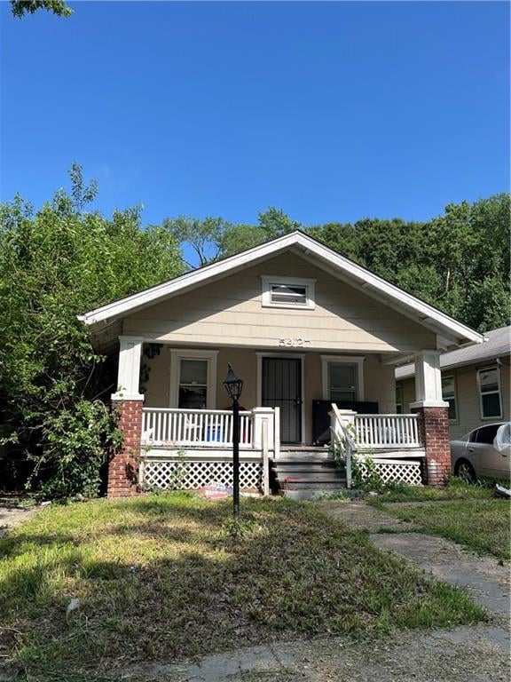 5427 Olive St, Kansas City, MO 64130