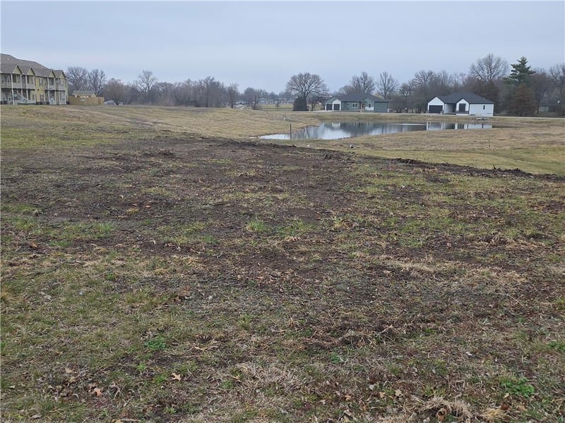 823 17th St, Ottawa, KS 66067
