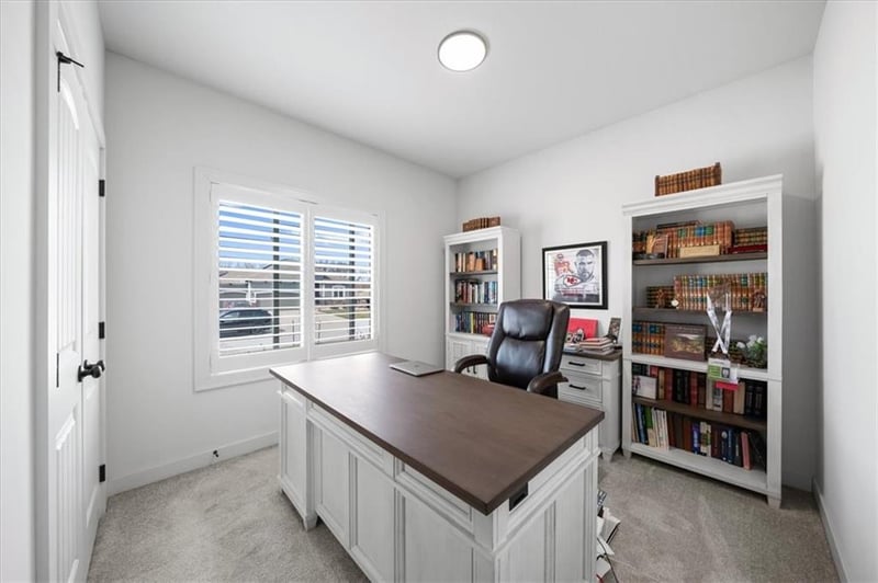 10715 Fisk Ave, Kansas City, MO 64154