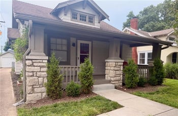 1025 E 76th St, Kansas City, MO 64131