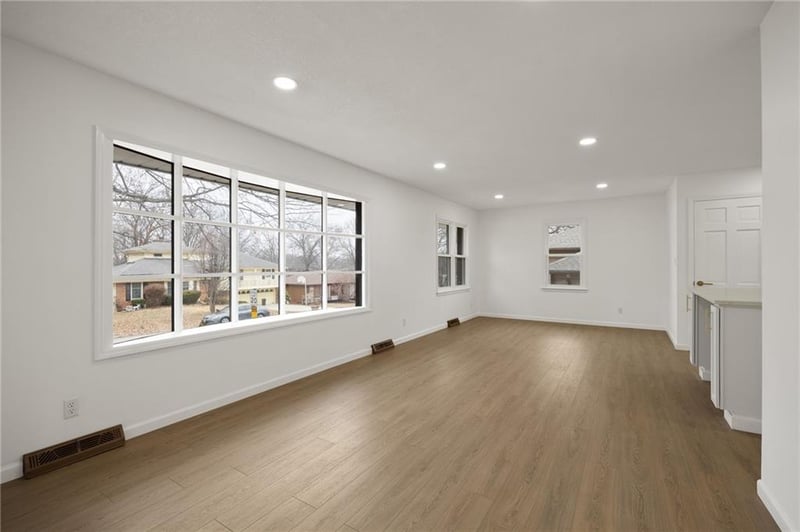 2431 73rd Pl, Kansas City, KS 66109