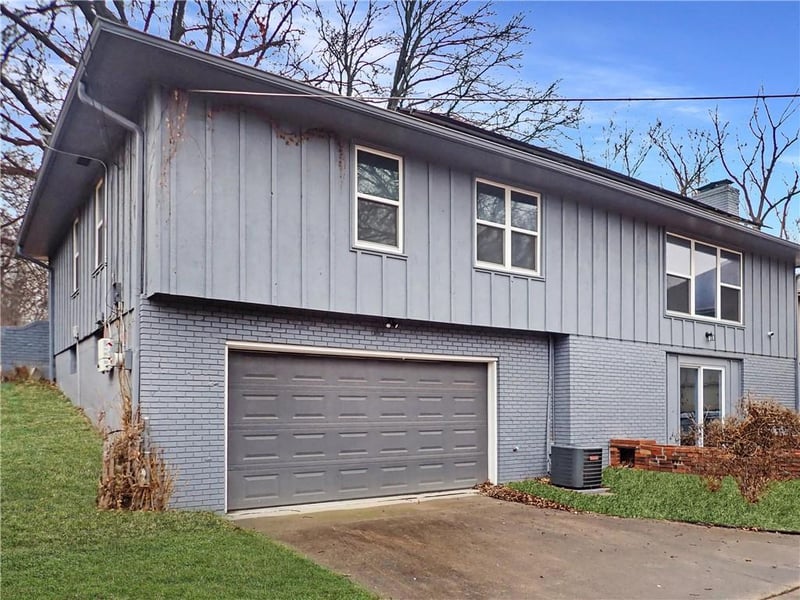 5307 Lewis Ave, Kansas City, MO 64129