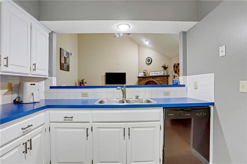 13825 58th Ter #6, Shawnee, KS 66216