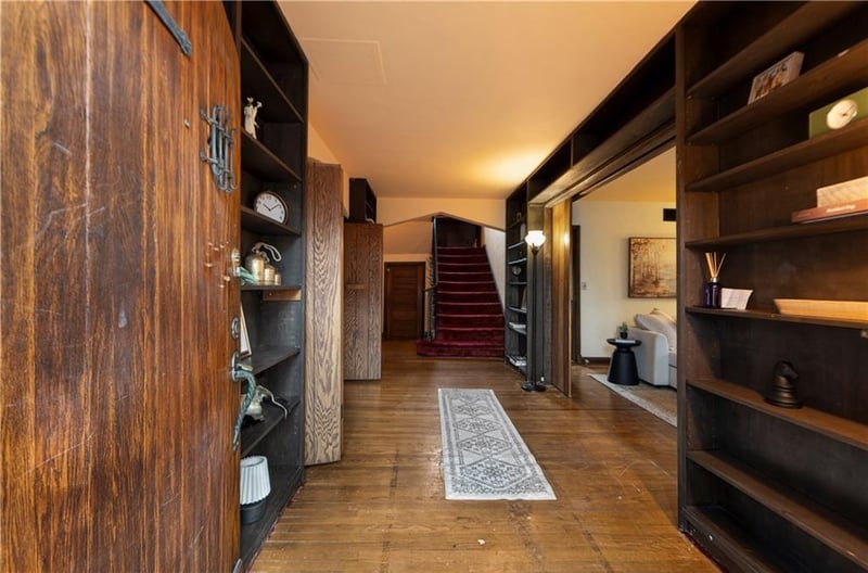 4929 Pennsylvania St, Kansas City, MO 64112