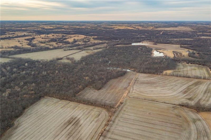 000 520th Rd, Knob Noster, MO 65336