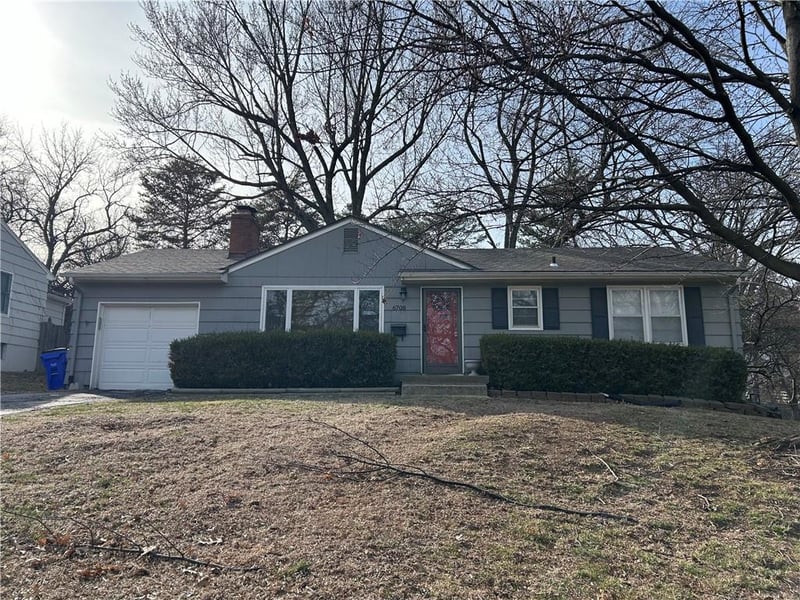 6708 Woodward St, Overland Park, KS 66204