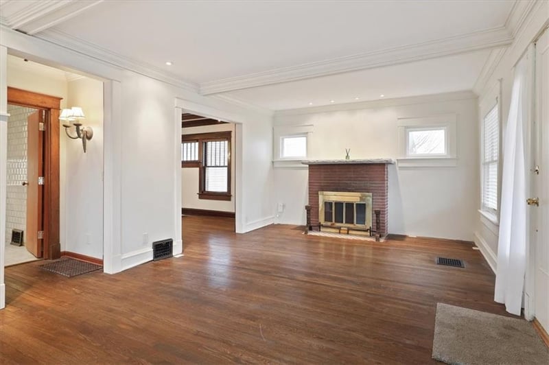 4601 State Line Rd, Kansas City, MO 64112