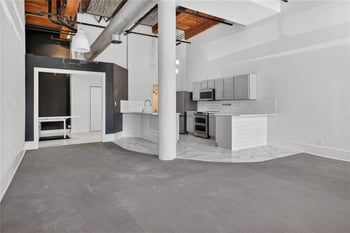 609 Central St #1104, Kansas City, MO 64105