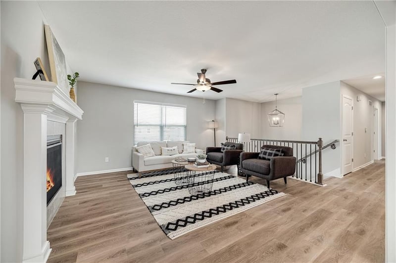 610 Wild Lupine Ln, Raymore, MO 64083