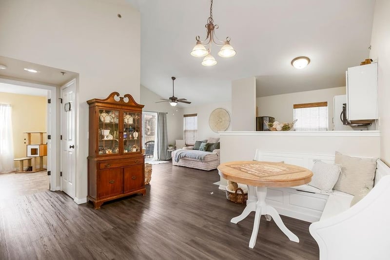 8010 Drury Ave #3D, Kansas City, MO 64119